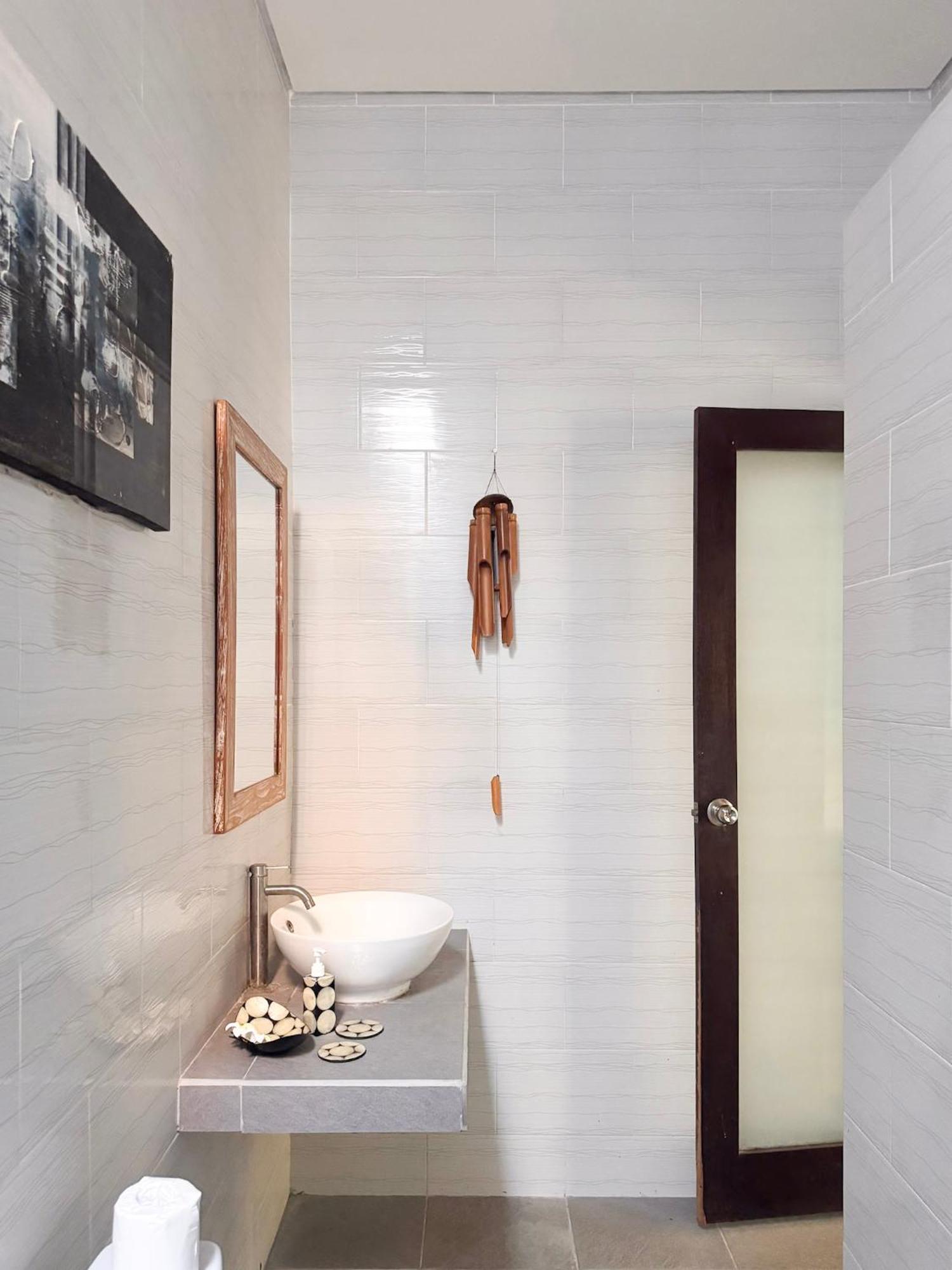Urban Jungle Beach House Canggu Extérieur photo